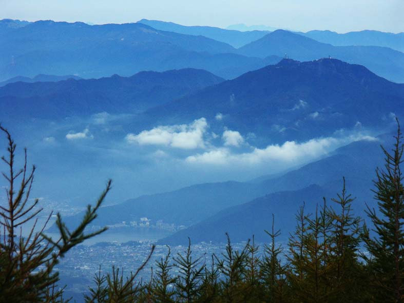 A1_FUJI4_PANLAND3.JPG - 62,554BYTES