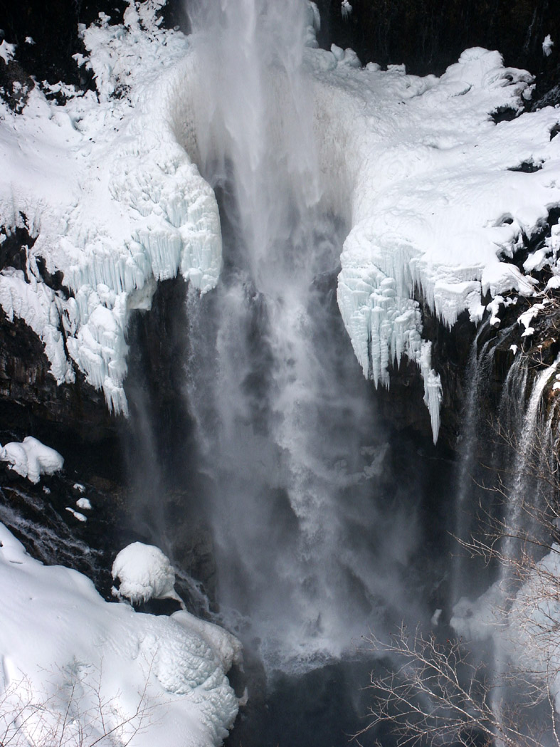 N_KEGONUP.JPG - 255,665BYTES