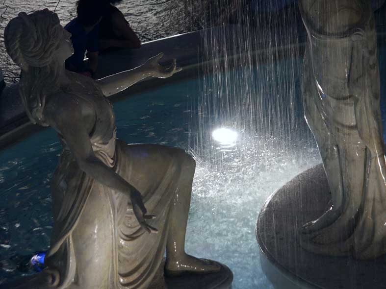 STB_VENUSFORTUP.JPG - 65,684BYTES