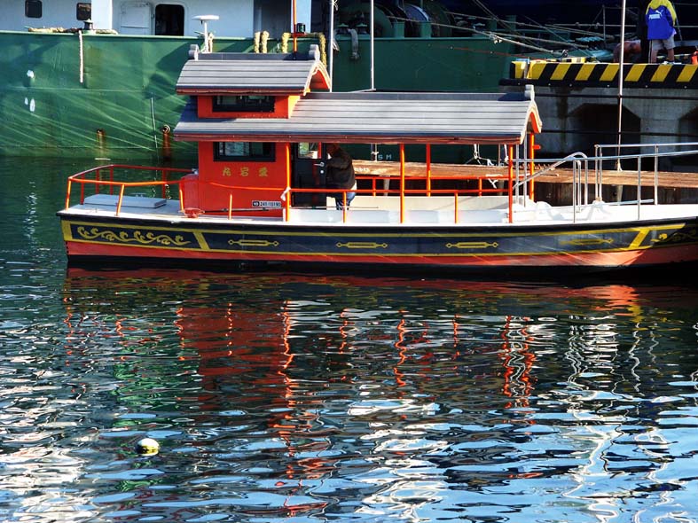 UG_WATASHIUP.JPG - 145,864BYTES