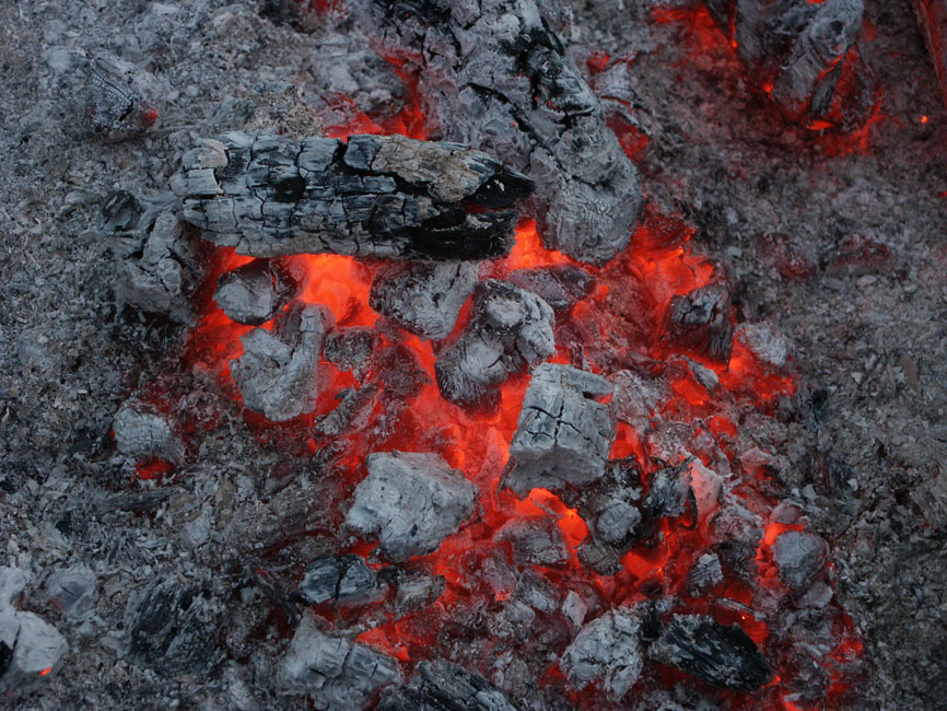 YH_FIRE.JPG - 229,046BYTES