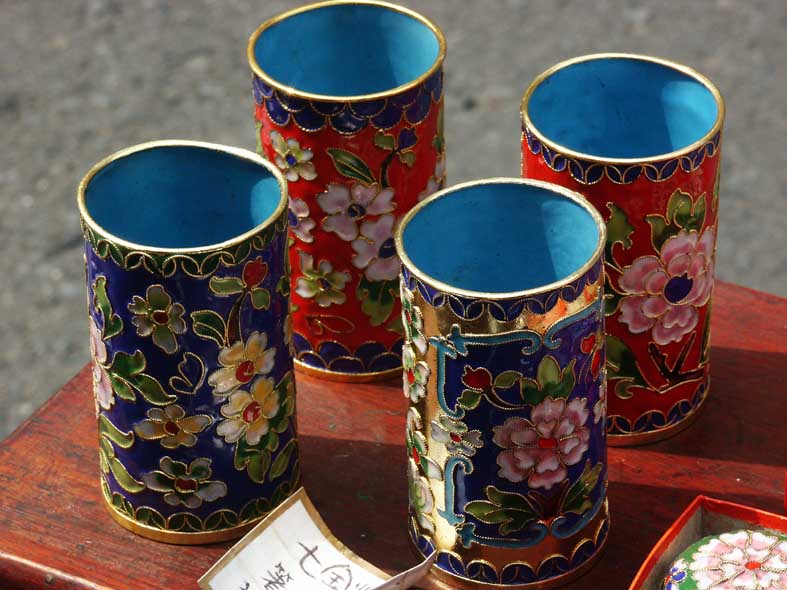 YKH_TUBE.JPG - 93,283BYTES