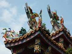 YKH_TERAS.JPG - 30,043BYTES