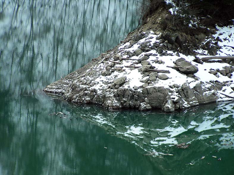 Z1_AZUSA_BESTUPUP.JPG - 130,470BYTES