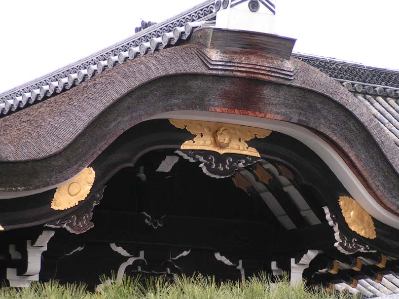 Z1_KYOTO_HONGANJI_YANE.JPG - 102,640BYTES