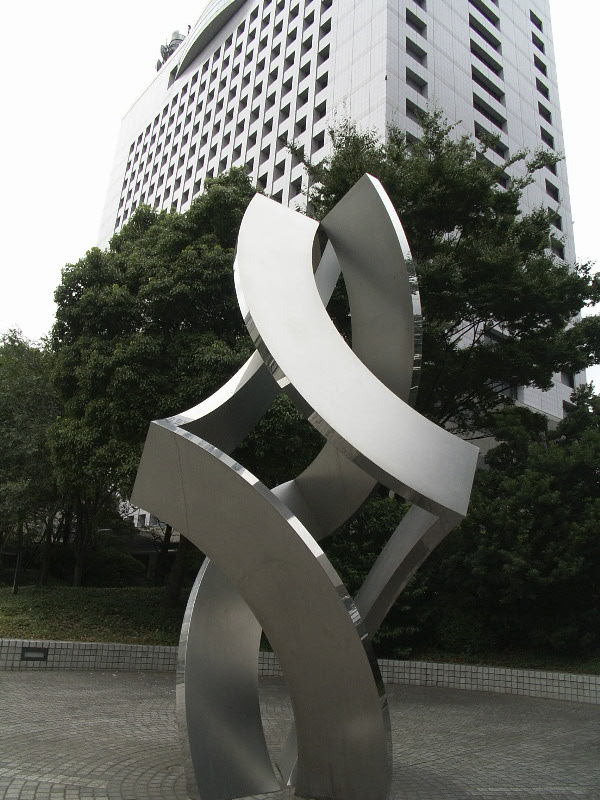 Z3_PROMUNADE_MONUMENTO.JPG - 192,722BYTES