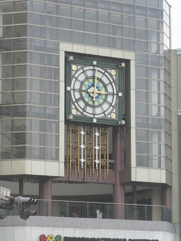 Z3_PROMUNADE_YWP.JPG - 185,694BYTES